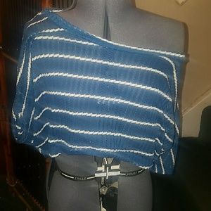 Blue and white crop top